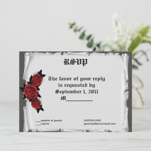 Invitation Mariage gothique avec roses en joyaux en dentelle  (Debout devant)