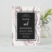 Invitation Mariage Moderne en Marbre Violet et Paillettes de  (Debout devant)