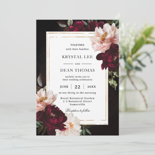 Invitation Mariage Moody Black Burgundy Blush Floral Peonies (Debout devant)