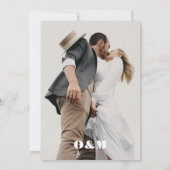 Invitation Mariage photo Décontracté de monogramme en gras (Dos)