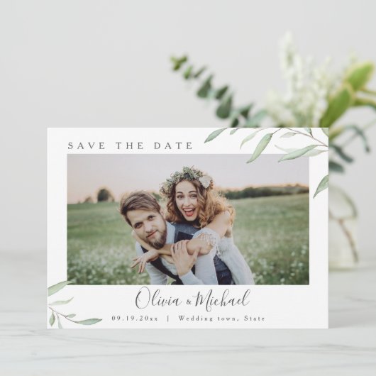 Invitation Mariage photo vert minimal enregistrer la date (Debout devant)