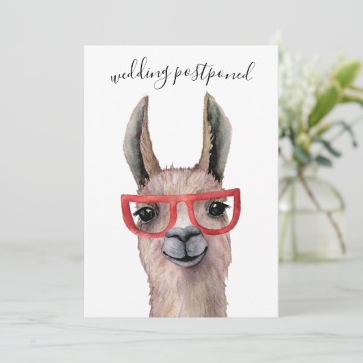 Invitation Mariage Reporté Drôle Lllama Changement de Date (Debout devant)