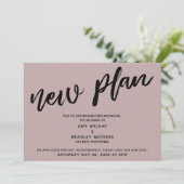 Invitation Mariage Reporté Nouveau Plan Légère Rose Poussiére (Debout devant)