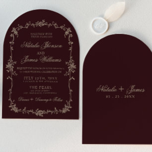 Invitation Mariage Rétro Arqué Beige Floral Élégant Bourgogne
