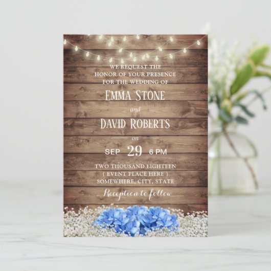 Invitation Mariage Rustic Blue Hydrangea & String Lights (Debout devant)