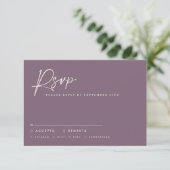 Invitation Mariage script minima violet réponse moderne (Debout devant)