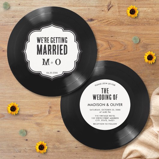 Invitation Mariage sur vinyle noir et blanc rétro unique