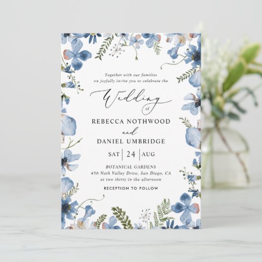 Invitation Mariage tout-en-un Dusty Blue Fleur sauvage (Debout devant)