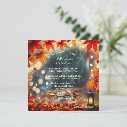 Invitation Mariage tout-en-un Enchanted Fall Forest (Debout devant)
