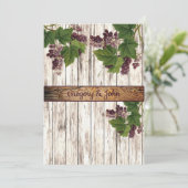 Invitation Mariage vinicole rustique de raisin de bois (Debout devant)