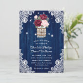 Invitation Marine bleu Bourgogne Blush Lace Mason Jar Mariage (Debout devant)