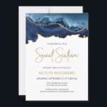 Invitation Marine Blue Gold Agate Sweet 16 Anniversaire fête<br><div class="desc">Cette invitation branchée à l'anniversaire du Sweet sixteen présente une aquarelle d'une géode d'agate dans les tons bleu marine avec des reflets d'or. Les mots "Sweet sixteen" apparaissent dans la parties scintillant en faux or dans la police décorative moderne d'écriture manuscrite. Customisez-le avec le nom de l'honoré dans le texte...</div>