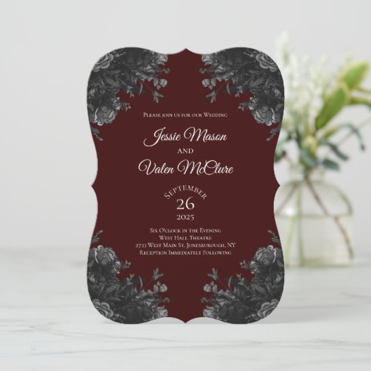 Invitation Maroon Black Grey Rose gothique Elégant mariage (Debout devant)