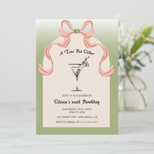 Invitation Martini Tini Bit Cocktail Anniversaire Adulte (Debout devant)