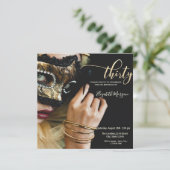 Invitation Mascarade Masque fille Noir 30e anniversaire (Debout devant)