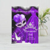 Invitation Mascarade Quinceanera Plumes violet noir 2a (Debout devant)