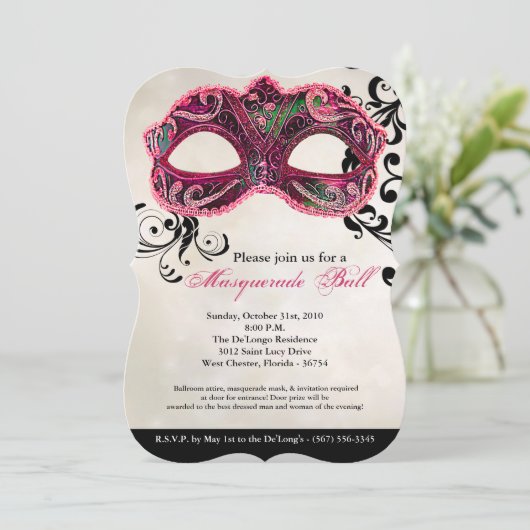 Invitation Mascarade rose Mascarade Masque costume Halloween (Debout devant)
