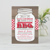 Invitation Mason Jar BBQ, Couples Douche sur bois (Debout devant)