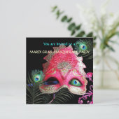 INVITATION MASQUE ROUGE AVEC PEACOCK FEATHERS MASQUERADE PART (Debout devant)