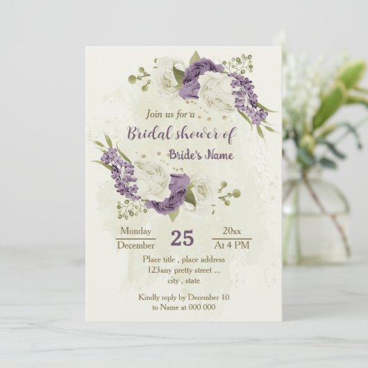 Invitation mauve fleurs blanches verdure douche nuptiale (Debout devant)