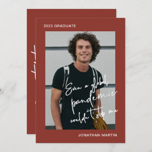Invitation Même une pandémie Une photo Red Graduation Party
