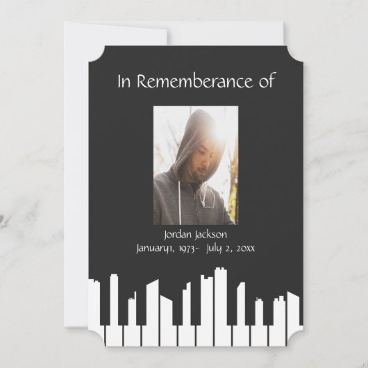 Invitation Memorial Service Piano Musicien Cityscape (Devant)