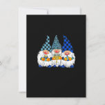 Invitation Menorah juive Trois Gnomes Joyeux Chanukah Gnome H<br><div class="desc">Gnomes Thanksgiving Halloween Joyeux Noël et Happy Hallothanksmas tenue est un cadeau pour les garçons,  filles,  enfants,  maman,  papa,  grand-mère,  hommes,  femmes,  enseignant. Octobre,  novembre Et décembre,  Mélange d'hiver et d'automne ! Célébrez les vacances avec vos amis et votre famille</div>