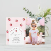 Invitation Merci baies beaucoup fraise photo anniversaire (Debout devant)
