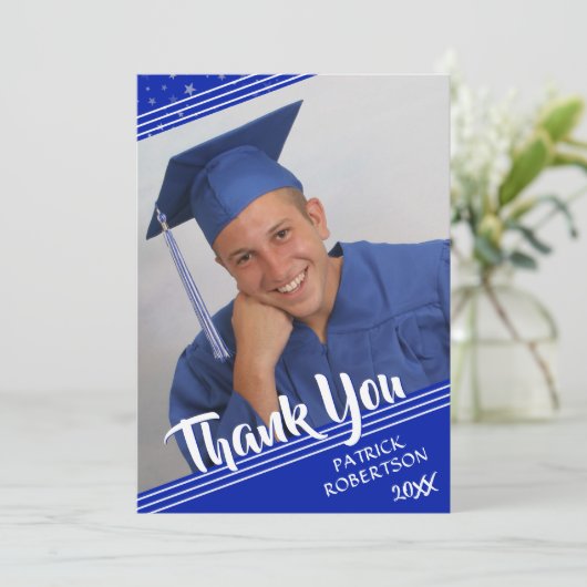 Invitation Merci de diplôme Royal Bleu Brush Script Photo (Debout devant)