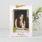 Invitation Merci de graduation mou violet et doré (Debout devant)