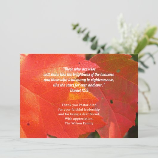 Invitation Merci de l'écriture d'appréciation du pasteur Feui (Debout devant)