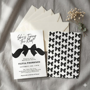 Invitation Mignon Nœud Noir Elle Attache le Nœud Réception de