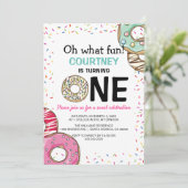 Invitation Mignon Oh What Fun Donut 1er Anniversaire (Debout devant)