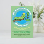 Invitation Mignonne chenille drôle sur une branche dessin ani (Debout devant)