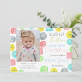 Invitation Mignonne comme un bouton premier anniversaire phot (Debout devant)