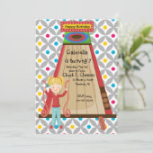 Invitation mignonne d'anniversaire de filles de (Debout devant)