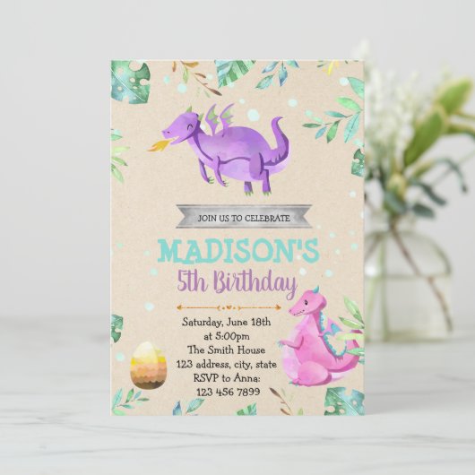 Invitation mignonne de fête d'anniversaire de (Debout devant)