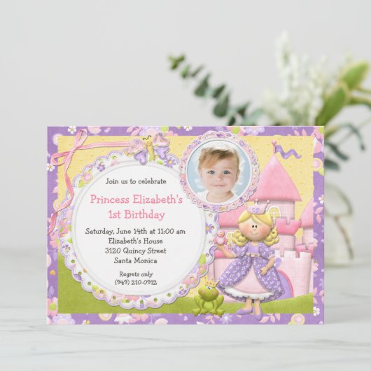 Invitation mignonne de fête d'anniversaire de (Debout devant)