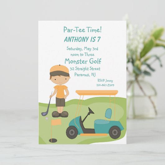 Invitation mignonne de partie de garçons de golf (Debout devant)