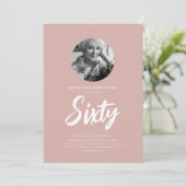 Invitation Mini script photo 60e anniversaire Dusty Rose (Debout devant)