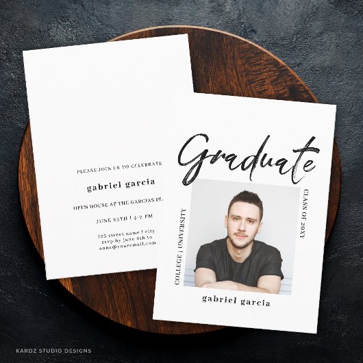 Invitation Miniature de script photo College Graduate Party