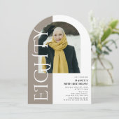 Invitation Minimal EIGHTY Arch Photo 80e Anniversaire (Debout devant)