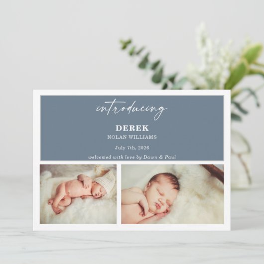 Invitation Minimal Introducing Photo Baby Announcement Card (Debout devant)