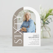 Invitation Minimal SIXTY Arch Photo 60e Anniversaire (Debout devant)