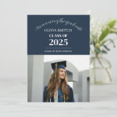 Invitation Minimalist Photo Graduation (Debout devant)