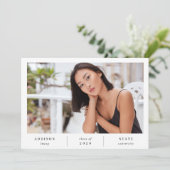 Invitation Minimalist Photo Graduation Announcement & Invite (Debout devant)