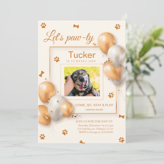 Invitation minimaliste d'anniversaire chien (Debout devant)