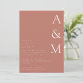 Invitation Minimaliste Gras Monogram Désert Boho Clay Mariage (Debout devant)