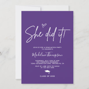 Invitation Minimaliste Purple Heart Elle l'a fait Graduation