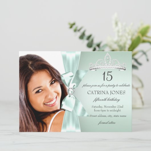 Invitation Mint Silver Diamond Bow & Tiara Quincea (Debout devant)